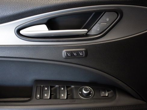 Used 2022 Alfa Romeo Stelvio Veloce image 12