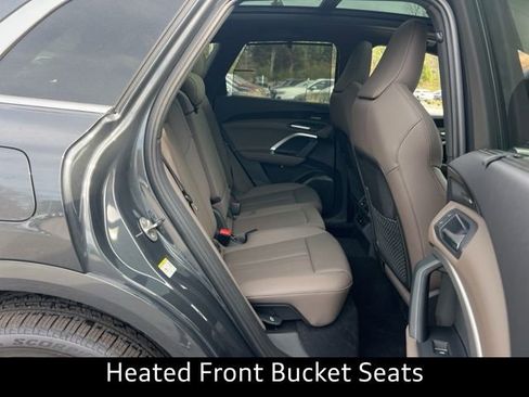 New 2025 Audi Q5 Prestige image 32