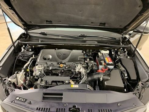 Used 2020 Toyota Camry XSE FWD image 40