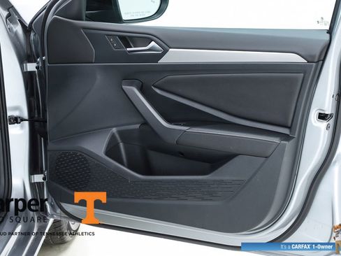 Used 2024 Volkswagen Jetta Sport image 67