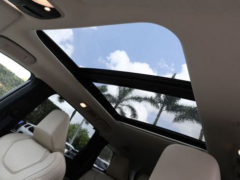 Certified 2025 INFINITI QX60 Sensory w/ Vision Package AWD/4WD image 20