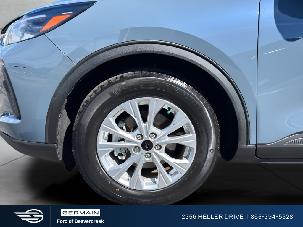 Used 2023 Ford Escape Active FWD image 12