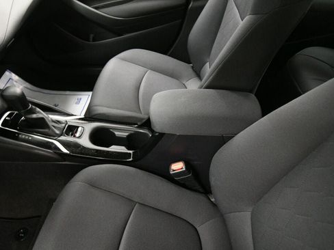 Used 2022 Toyota Corolla LE FWD image 26