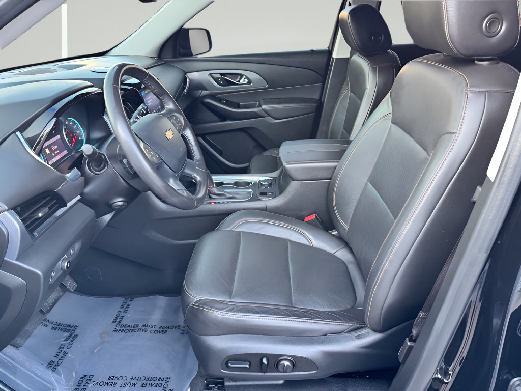 Used 2020 Chevrolet Traverse Premier w/ Redline Edition FWD image 12