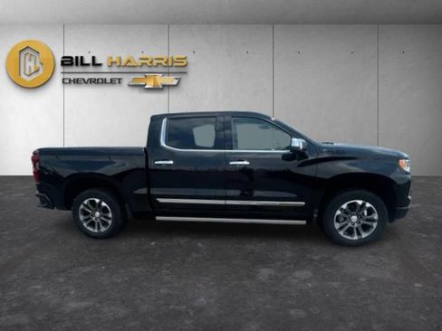 Used 2022 Chevrolet Silverado 1500 High Country w/ Max Trailering Package AWD/4WD image 4