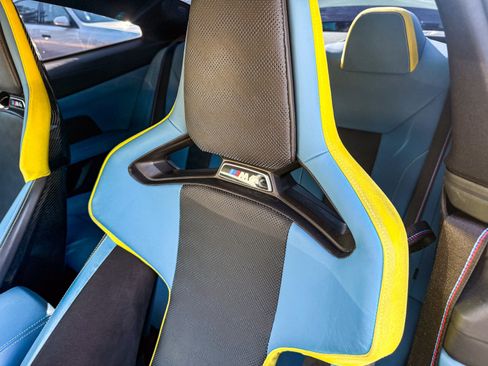 Used 2023 BMW M4 xDrive Competition w/ M Carbon Exterior Package image 25