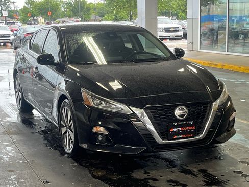Used 2022 Nissan Altima 2.5 SL FWD image 3