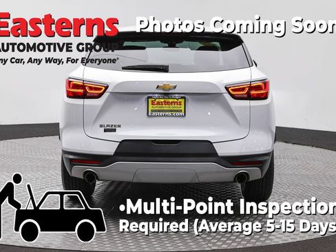 Used 2025 Chevrolet Blazer LT FWD image 6