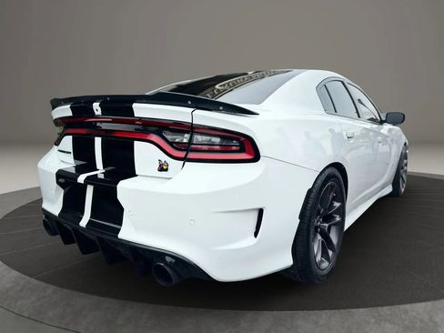Used 2019 Dodge Charger Scat Pack image 12