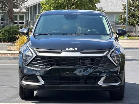 Used 2023 Kia Sportage LX AWD/4WD image 11