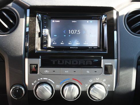 Used 2014 Toyota Tundra SR image 19