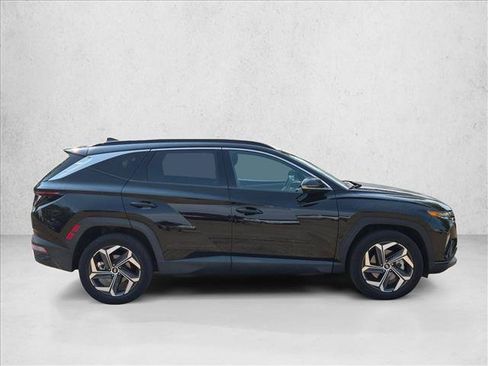 Used 2022 Hyundai Tucson Limited AWD/4WD image 4