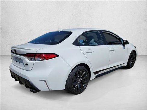 Used 2026 Toyota Corolla SE FWD image 5