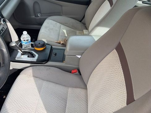 Used 2012 Toyota Camry LE image 5