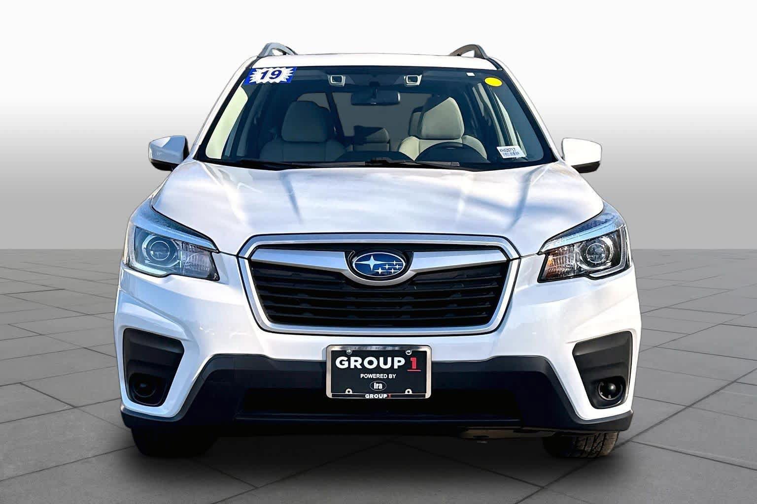 Used 2019 Subaru Forester Premium AWD/4WD image 4
