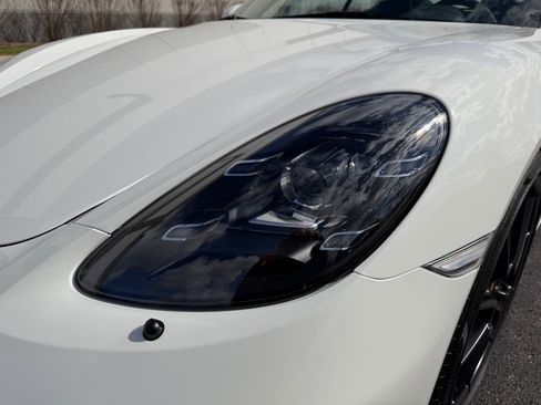 Used 2022 Porsche 718 Cayman GTS image 13