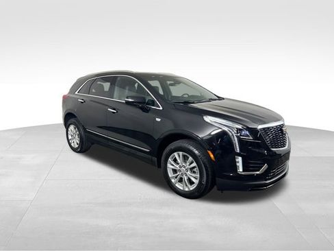 Certified 2025 Cadillac XT5 Luxury image 7
