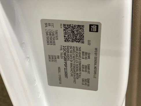 Used 2023 Chevrolet Express 2500 Extended w/ Driver Convenience Package image 29