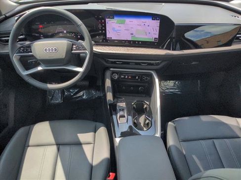 Certified 2025 Audi Q5 Premium w/ Convenience Package image 17