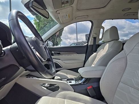 Certified 2022 Kia Telluride SX w/ SX Prestige Package AWD/4WD image 35