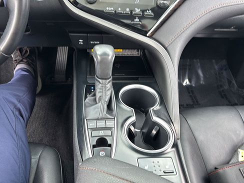 Used 2018 Toyota Camry XLE w/ Audio Package FWD image 36