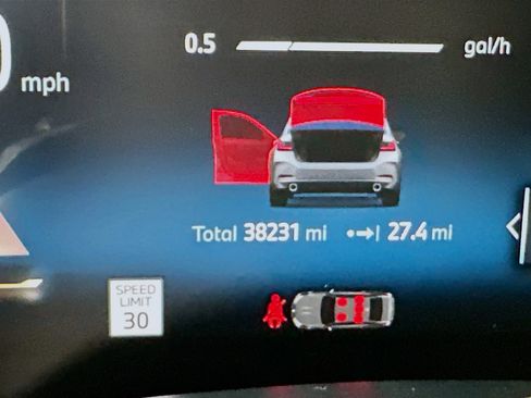 Used 2025 BMW 330i Sedan image 19