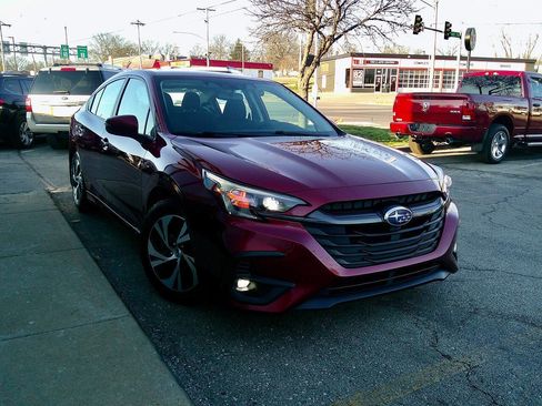 Used 2024 Subaru Legacy Premium image 4