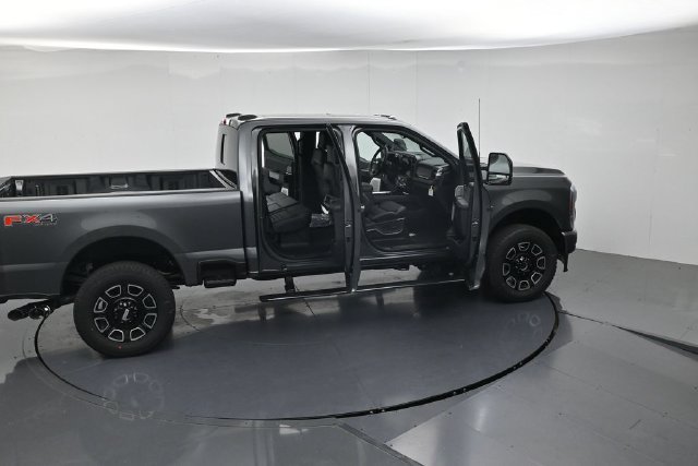 New 2026 Ford F250 Platinum AWD/4WD image 51