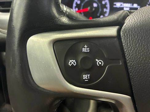 Used 2018 GMC Acadia SLE AWD/4WD image 23