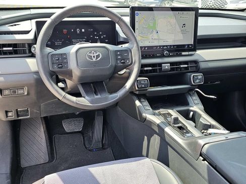 Used 2026 Toyota RAV4 XSE w/ Panoramic Sun Roof Package AWD/4WD image 22