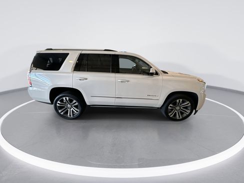 Used 2020 GMC Yukon Denali w/ Denali Ultimate Package image 9