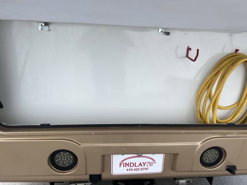 Used 2017 Ford E-450 and Econoline 450 Super Duty w/ Motorhome Prep Package RWD image 50