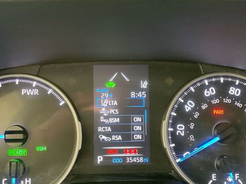 Used 2022 Toyota RAV4 LE image 15