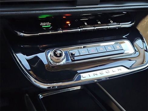 Used 2023 Lincoln Corsair Standard 4D Sport Utility image 21