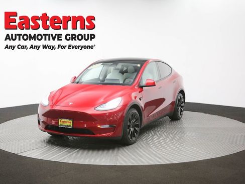 Used 2021 Tesla Model Y Long Range image 50