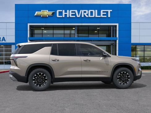 New 2026 Chevrolet Traverse Z71 w/ Enhanced Driving Package AWD/4WD image 5