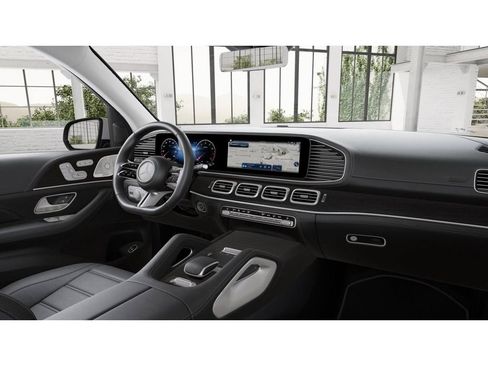 New 2026 Mercedes-Benz GLS 450 4MATIC image 6