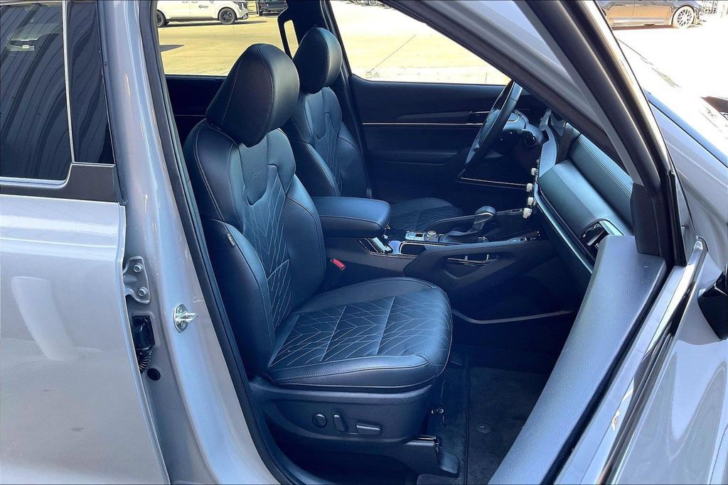 Used 2024 Kia Telluride SX X-Pro AWD/4WD image 7