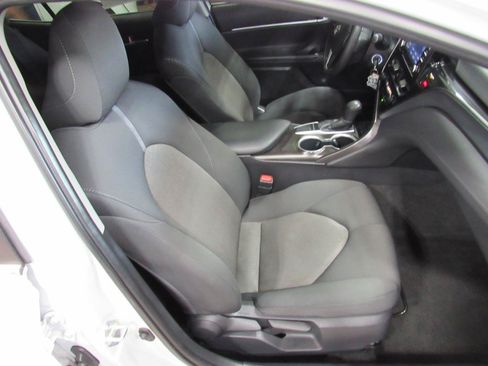 Used 2023 Toyota Camry LE FWD image 25