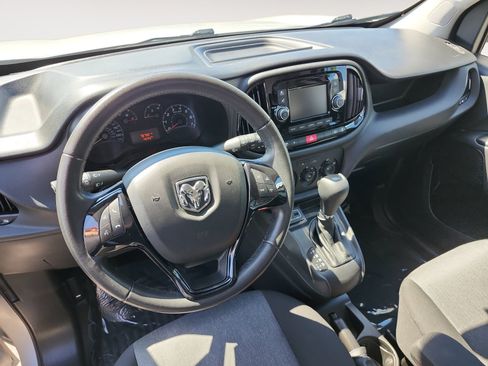 Used 2017 RAM ProMaster City Tradesman SLT FWD image 10