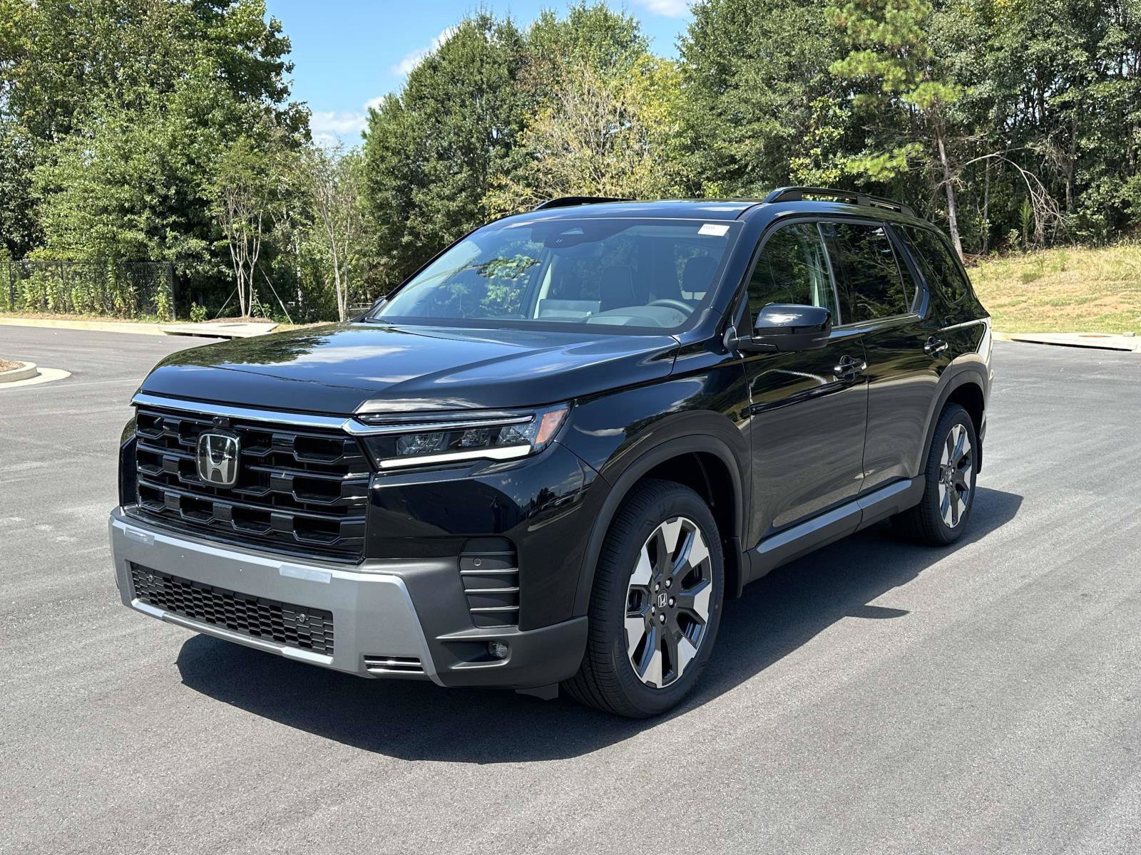 New 2026 Honda Pilot Elite image 3