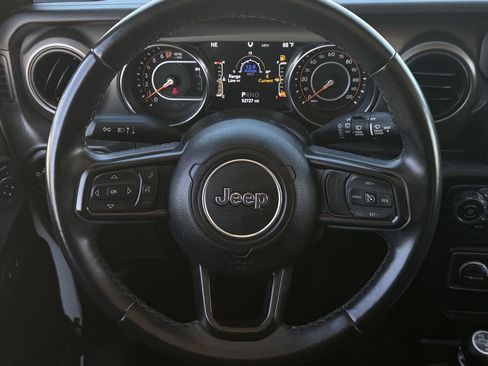 Used 2022 Jeep Wrangler Unlimited Sport image 14