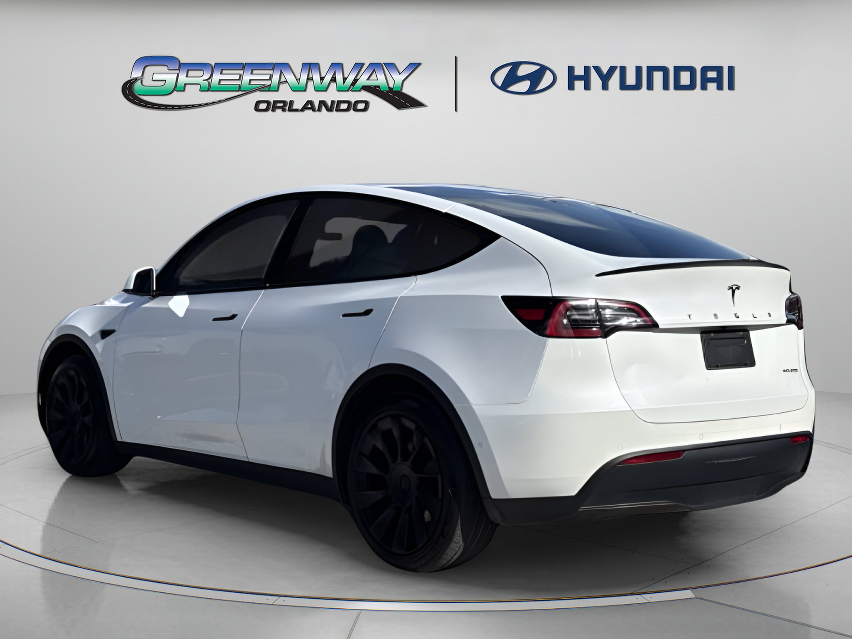 Used 2021 Tesla Model Y Long Range AWD/4WD image 5