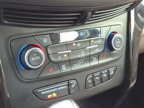 Used 2018 Ford Escape Titanium image 26