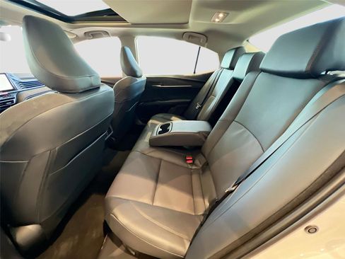 New 2026 Toyota Camry XLE image 19