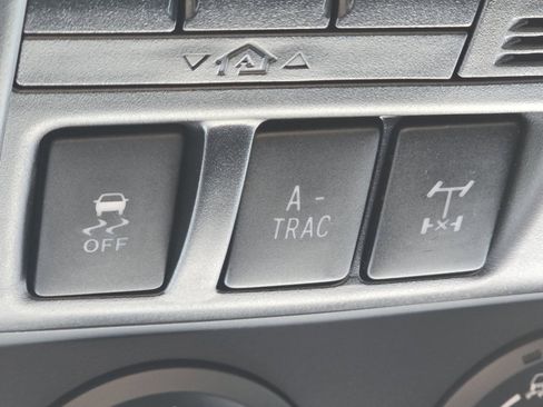 Used 2023 Toyota 4Runner TRD Off-Road Premium image 15