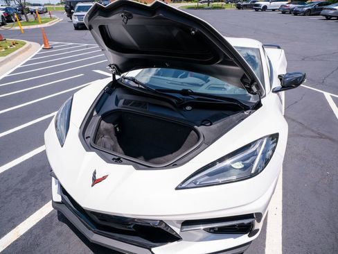 Used 2023 Chevrolet Corvette Stingray Premium Conv w/ Z51 Performance Package RWD image 53