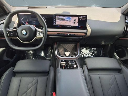 Used 2025 BMW X3 xDrive30i AWD/4WD image 14