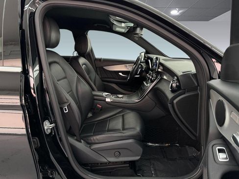 Certified 2019 Mercedes-Benz GLC 300 image 19