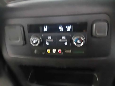 Used 2016 GMC Yukon XL Denali w/ Open Road Package AWD/4WD image 7